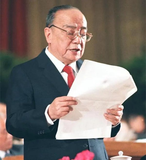 忠泰策略 98年彭德怀侄女看望杨尚昆，一见面杨说：你来得正好，我也要找你